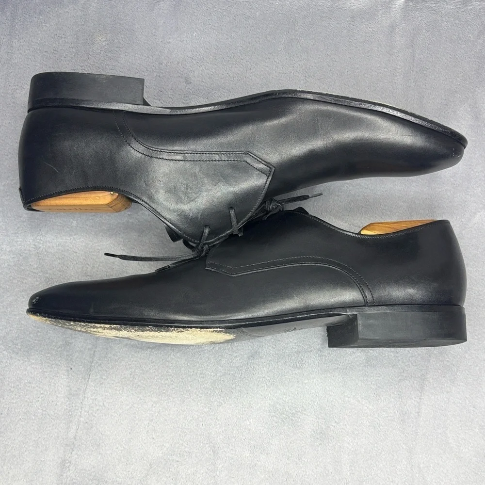 Salvatore Ferragamo Black Oxford Shoes Timeless Elegance Size: 11D